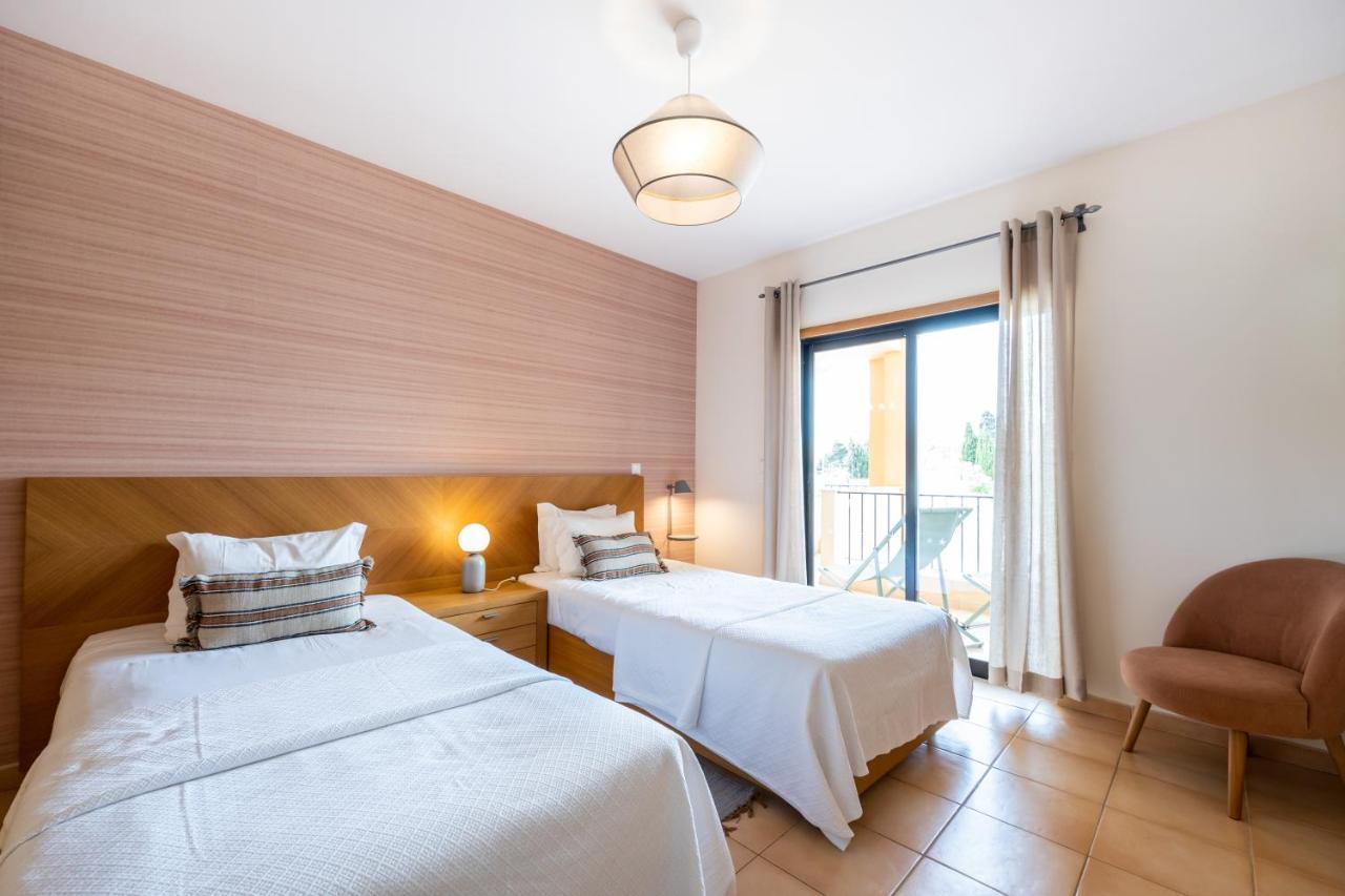 Aum Praia Da Luz Resort Apartment Luaran gambar